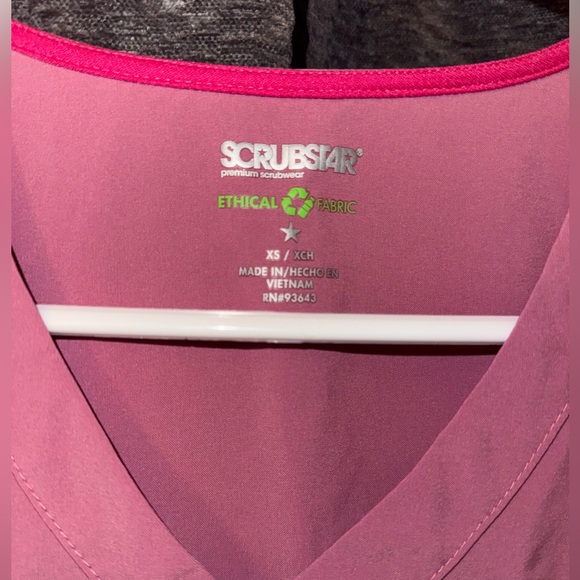 Pink XSmall Scrubstar Top - Picture 3 of 4